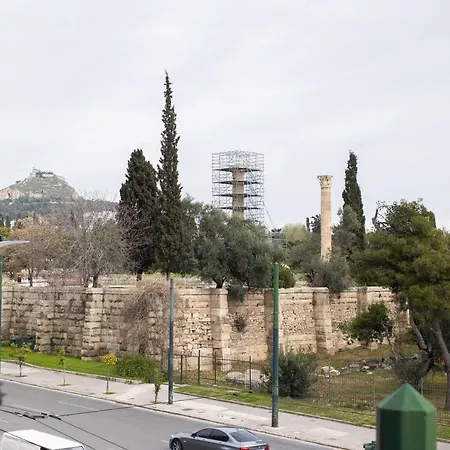 Panoramic View Next To Acropolis Apartment *