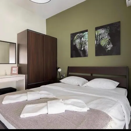 4 Bedroom Penthouse In Center Of Διαμέρισμα *