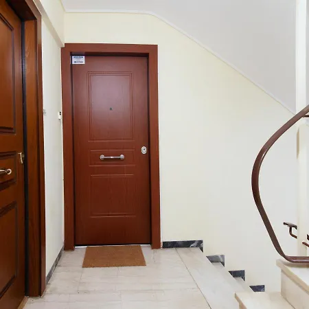 Sun & Sea Suite, Kavouri Apartment