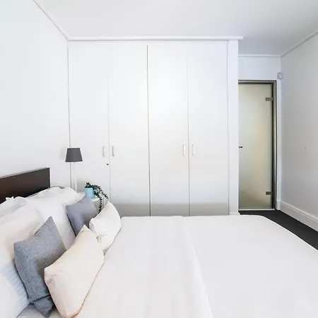 Sun & Sea Suite, Kavouri *