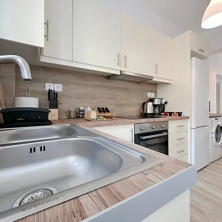 Apartment Santa Barbara C1 Cityscape 68sqm In Nea Smirni *