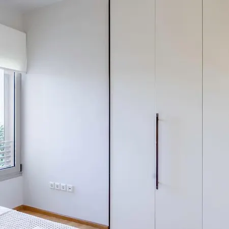Brand-new In Glifada Apartment