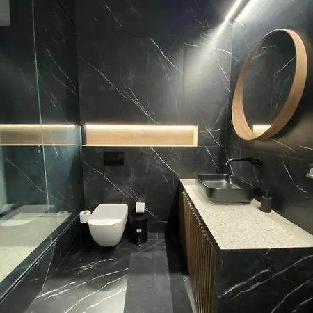 Apartment Center Boutique *
