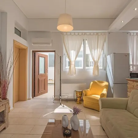 Townhouse In The Historical Centre Of * Athènes