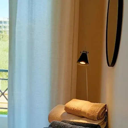 Apartment Filoxenia House Marousi -private Parking- *