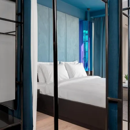 Dion Luxury * Athens