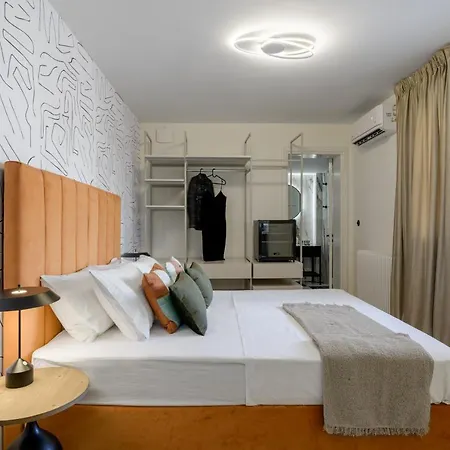 Your 4 Bdrm Dream House Acropolis View & Jacuzzi Apartment Athens