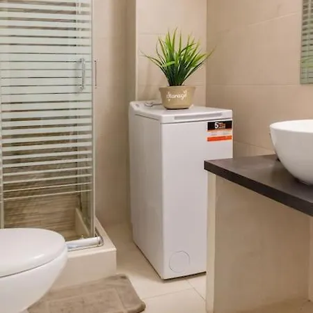Cozy Airbnb In * Athens