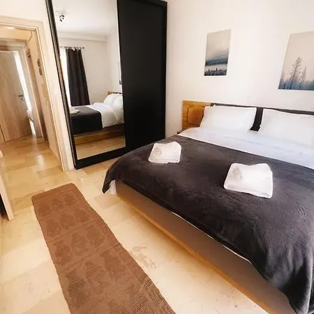 Minimal 3br In Lägenhet Aten