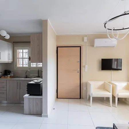 Aiolos Cozy Alimos Center Near The Sea Apartment *