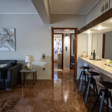Apartment Spacious Apt! Glyfada Downtown! Next To The Beach! *