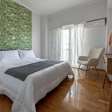 Apartment 3 Bedroom Petralona Penthouse *