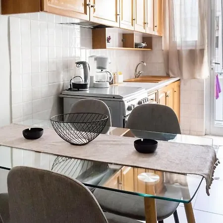 Cozy Airbnb In Apartment
