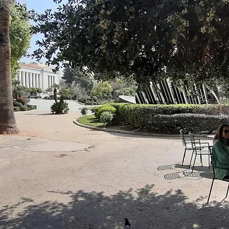 Comfortable Apt, Next To Archeological Museum! Apartamento