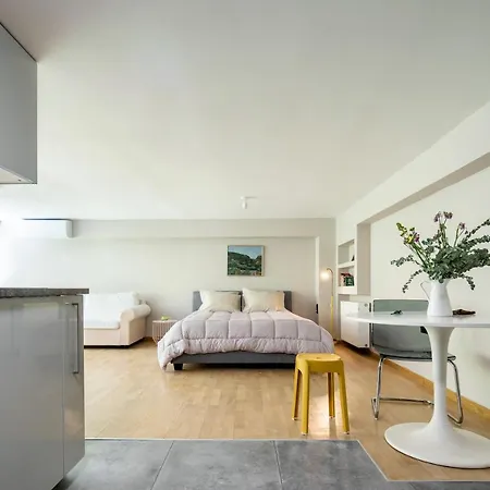 Apartment Newly Cosy Renovated Downtown Athens