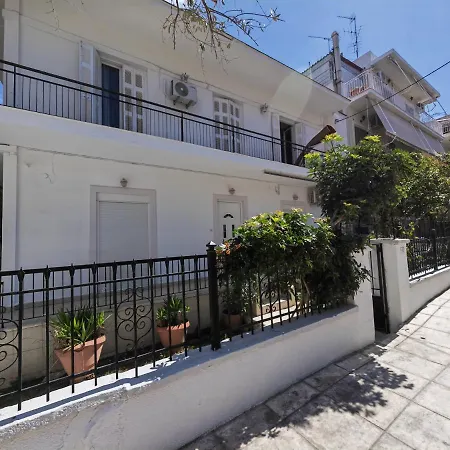 3br Riviera Alimos Apartment
