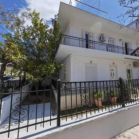3br Riviera Alimos Apartment
