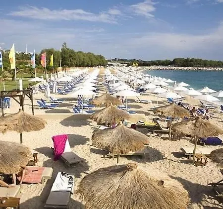 Apartment 3br Riviera Alimos