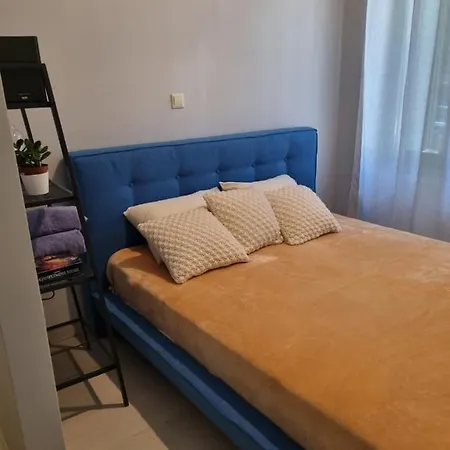 Life Metro Ambelokipi Apartment