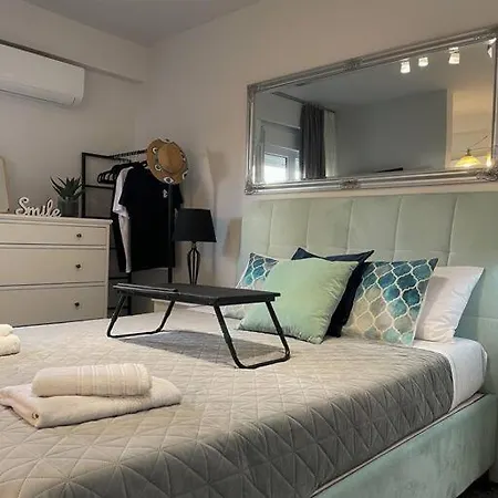 Chic Near Acropolis - Avdi Square Αθήνα