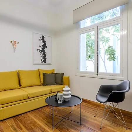 Your 4 Bdrm Dream House Acropolis View & Jacuzzi * Athens