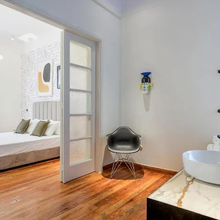 Your 4 Bdrm Dream House Acropolis View & Jacuzzi *
