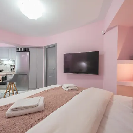 The Courtyard Oasis Apartment Athens
