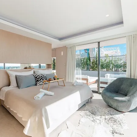 South Blue Luxury Penthouse Apartment