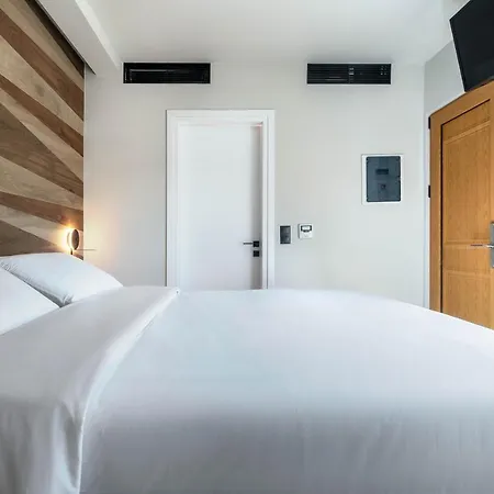 Hotel Feeling 4*