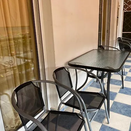Kalamaki Apartment *