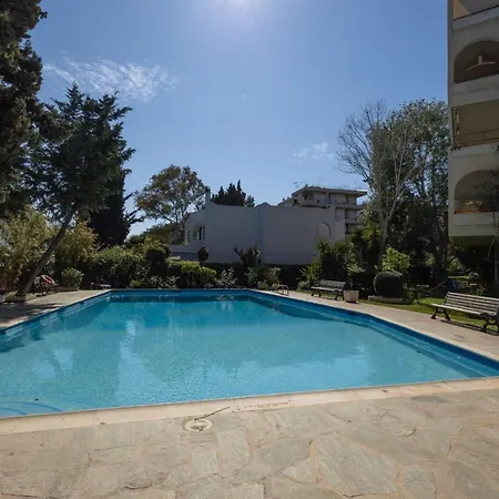 Apartment Seaside With 3 Bdrm And Shared Pool! *