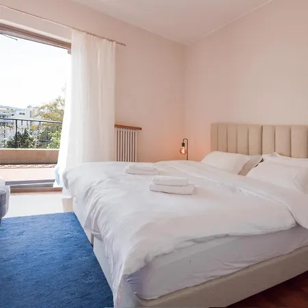 Apartment Seaside With 3 Bdrm And Shared Pool! Athens