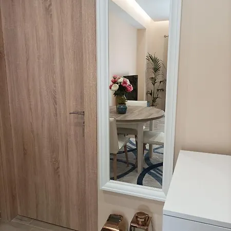 Calypso Apartment *