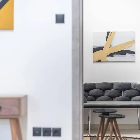 Ano Patisia Station Apartment *