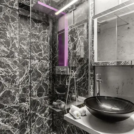 Holiday home Luxe House In Glyfada With Near Metro Station C8