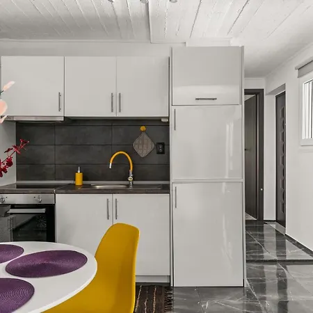 Holiday home Luxe House In Glyfada With Near Metro Station C8