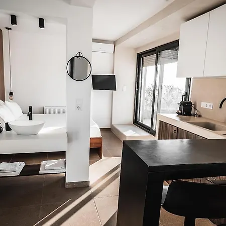 With Magical View & Jacuzzi Apartament Ateny