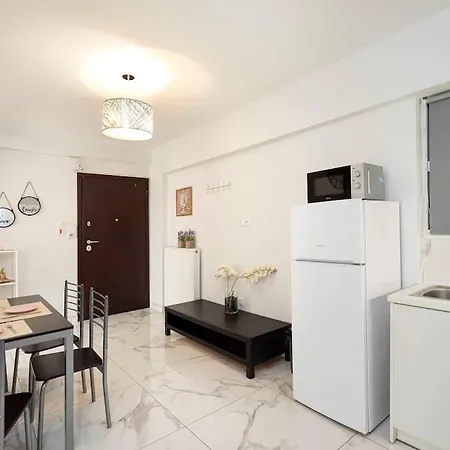 Filoxenia Mg Center * Athens