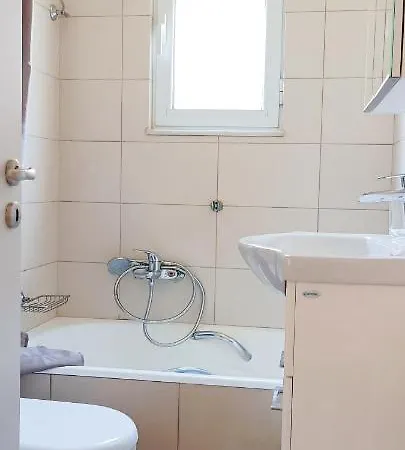 Apartment Filoxenia House Marousi -private Parking- *