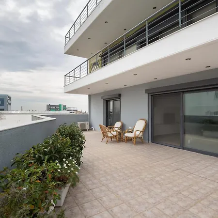 Apartment Spacious Modern With Great Rooftop View Athens