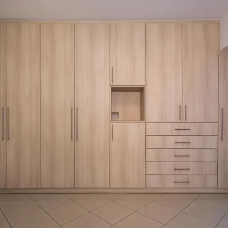 Apartment Spacious Modern With Great Rooftop View Athens