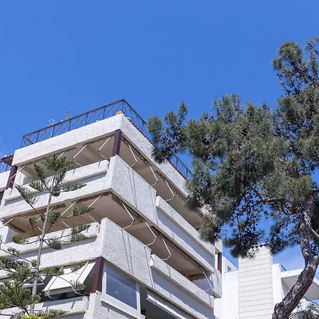 Seaview In Varkiza Steps To With Parking Apartment *