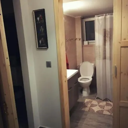 Nice& Cozy Flat 1min From The Heart Of Athens.wifi Apartment *