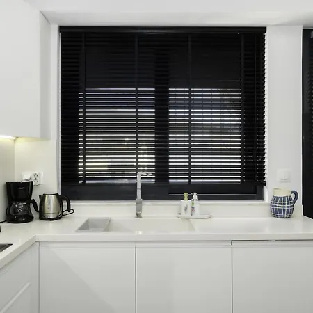 Stylish 2br Flat With Stunning Views & Prv Parking Apartment *