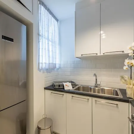 Medluxe Cozy Apartment! *