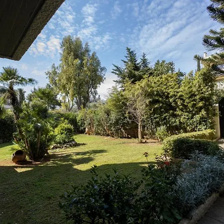 Seaside With 3 Bdrm And Shared Pool! *