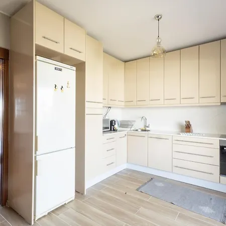 Seaside With 3 Bdrm And Shared Pool! Apartment Athens