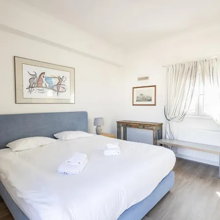 Apartment Downtown Cocoon With Roof Deck Athens