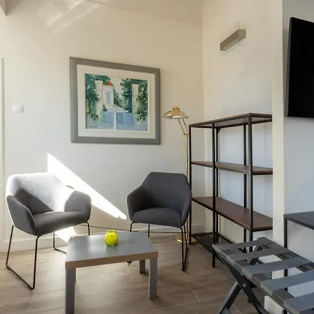 Downtown Cocoon With Roof Deck Apartment *