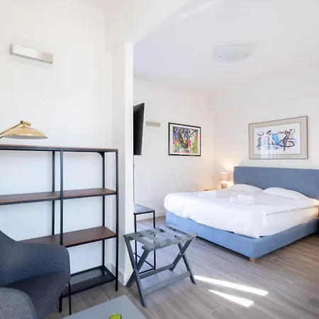 Downtown Cocoon With Roof Deck